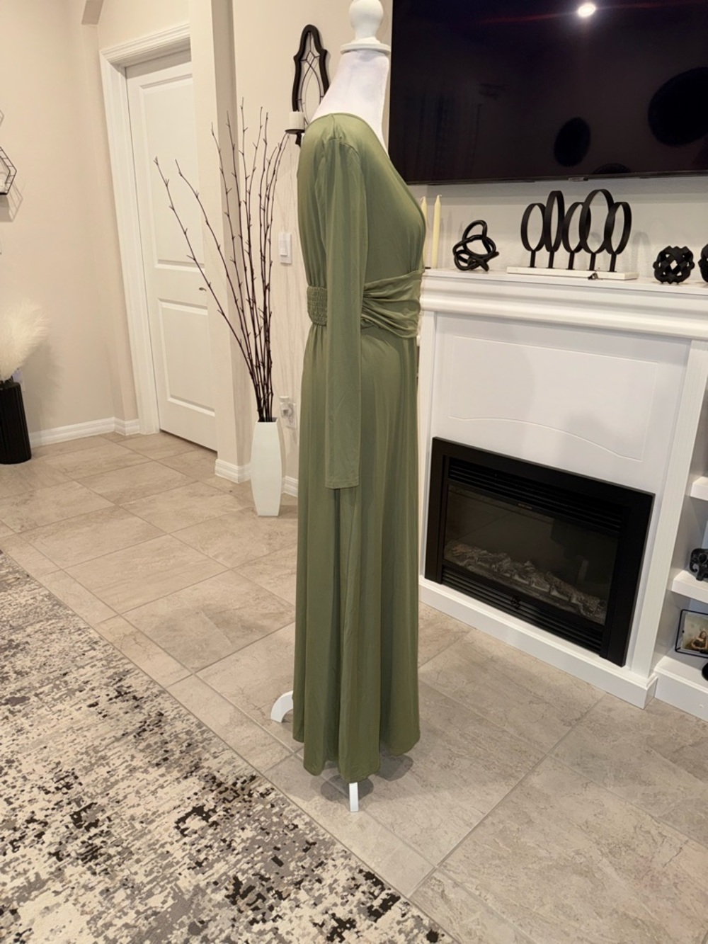 2 x 20$ NWT Olive Green Long Sleeve V-Neck Maxi Dress Size M - Picture 4 of 11